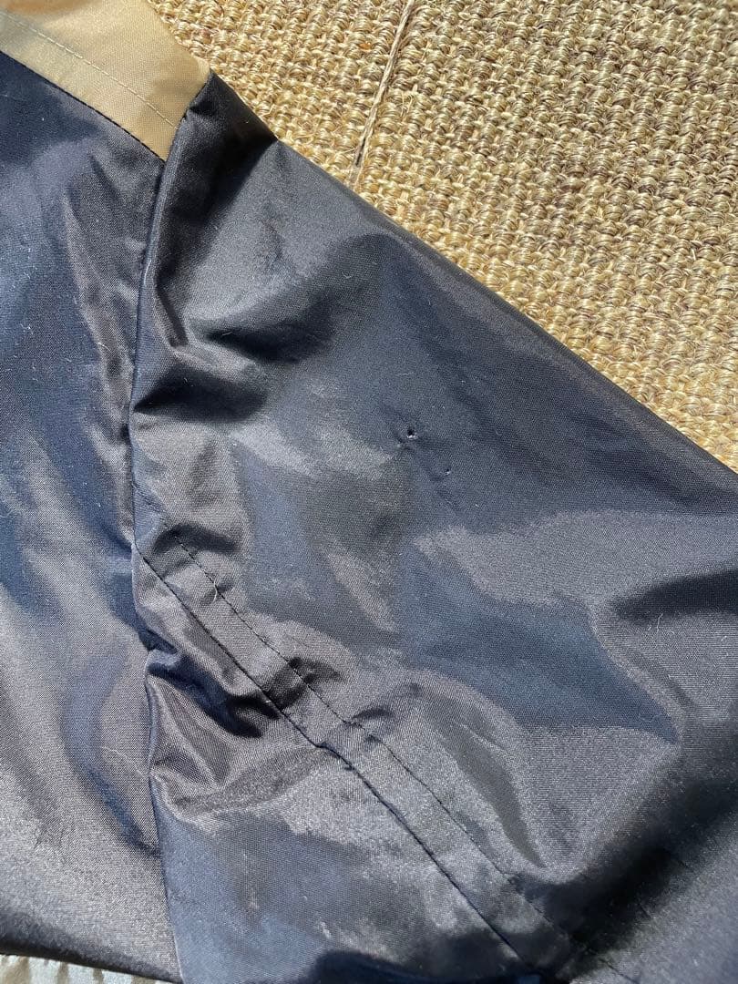 青山店限定　COMME des GARCONSナイロンジャケット