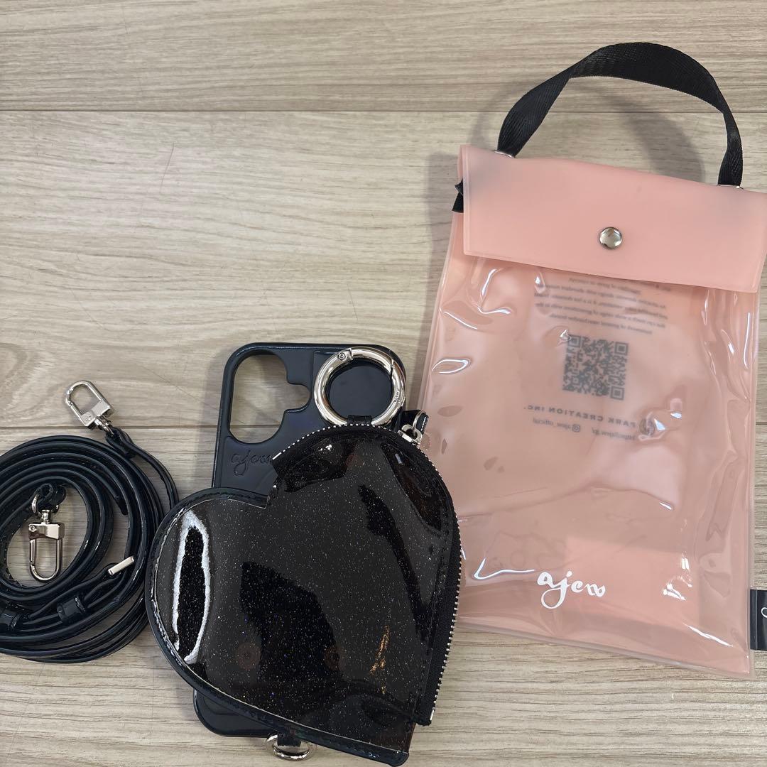 ajew ハート型 iPhoneケース ブラック