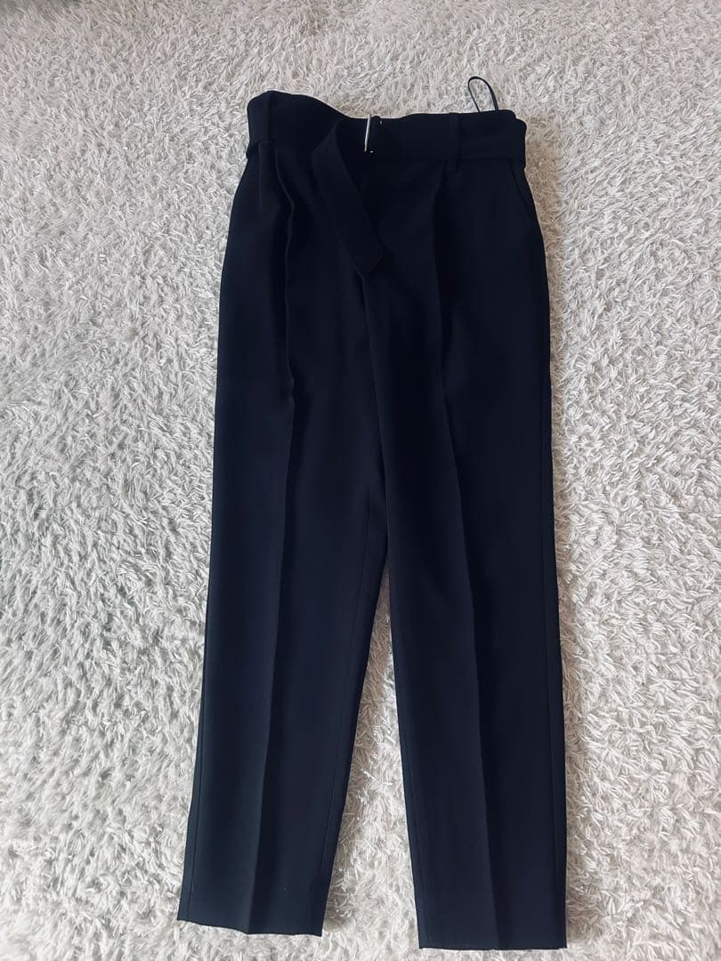 PLST レディースパンツスーツ　ブラック