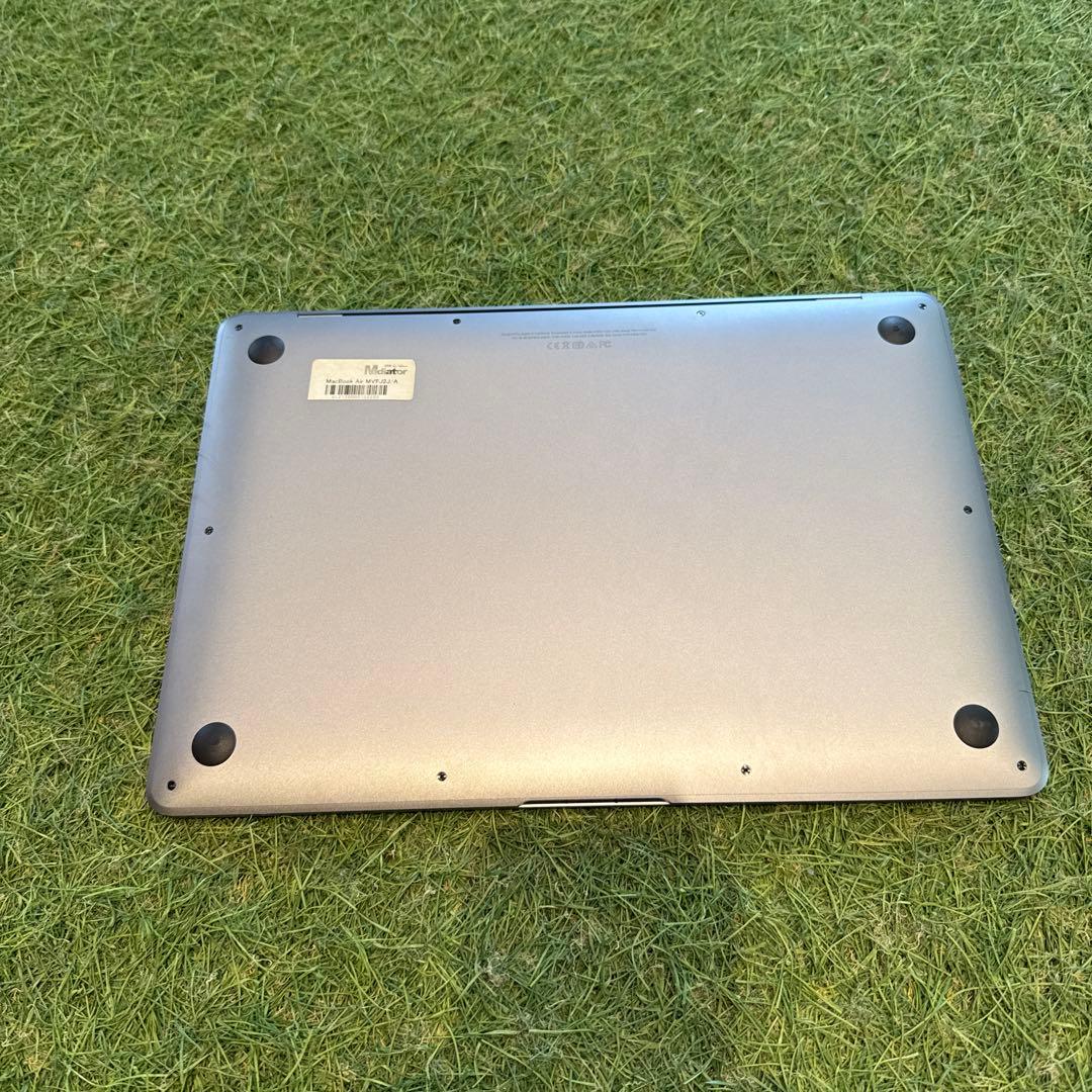 MacBook Air2019シルバー ジャンク品