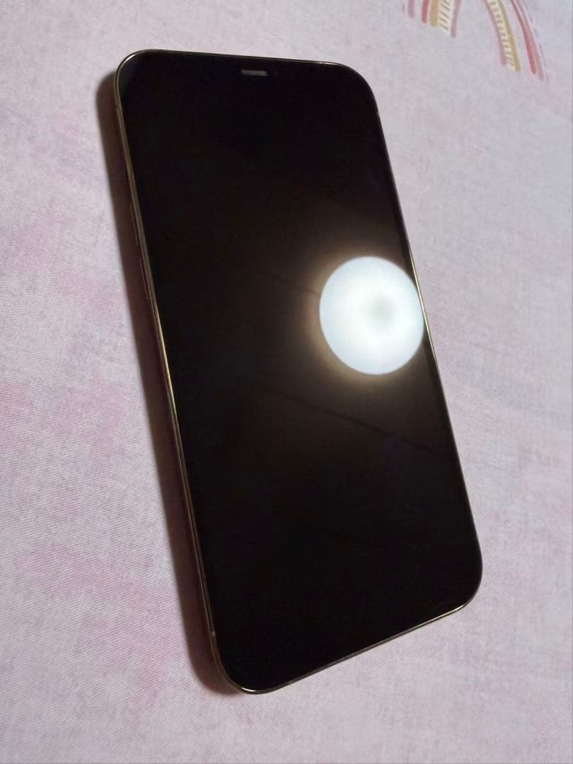 かんなiPhone12 pro max 256GB ゴールド本体