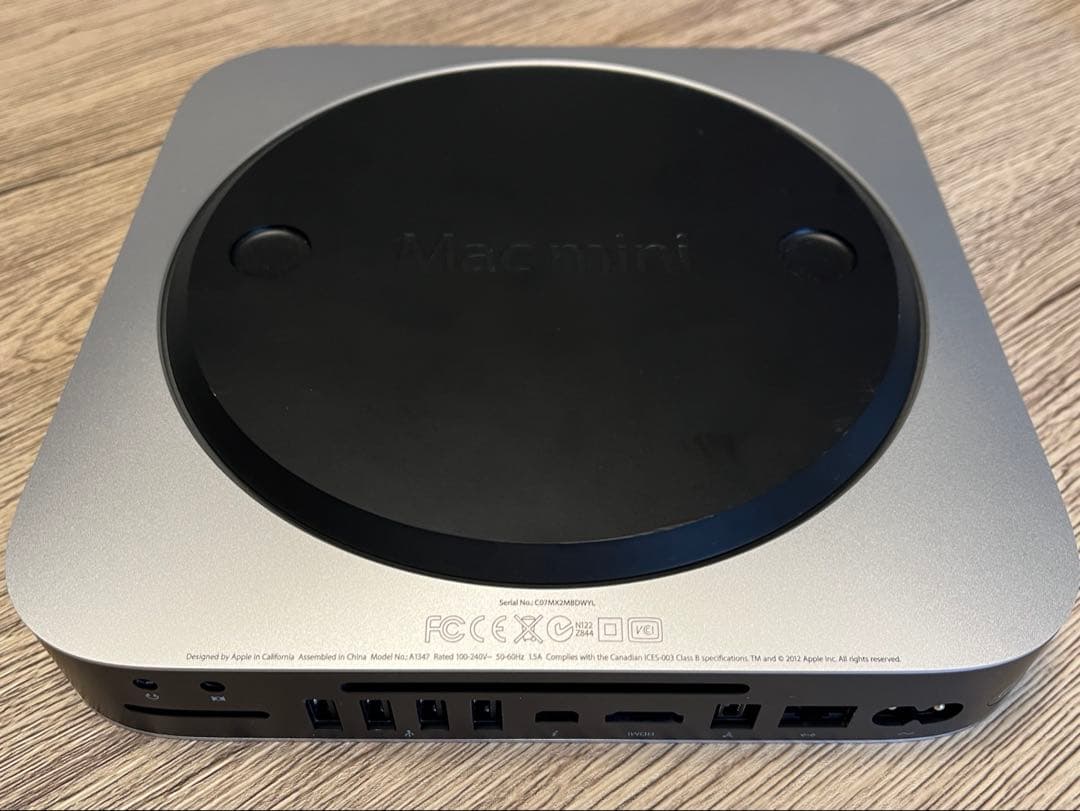 Mac mini (Late 2012) SSD:256GB メモリ:16GB