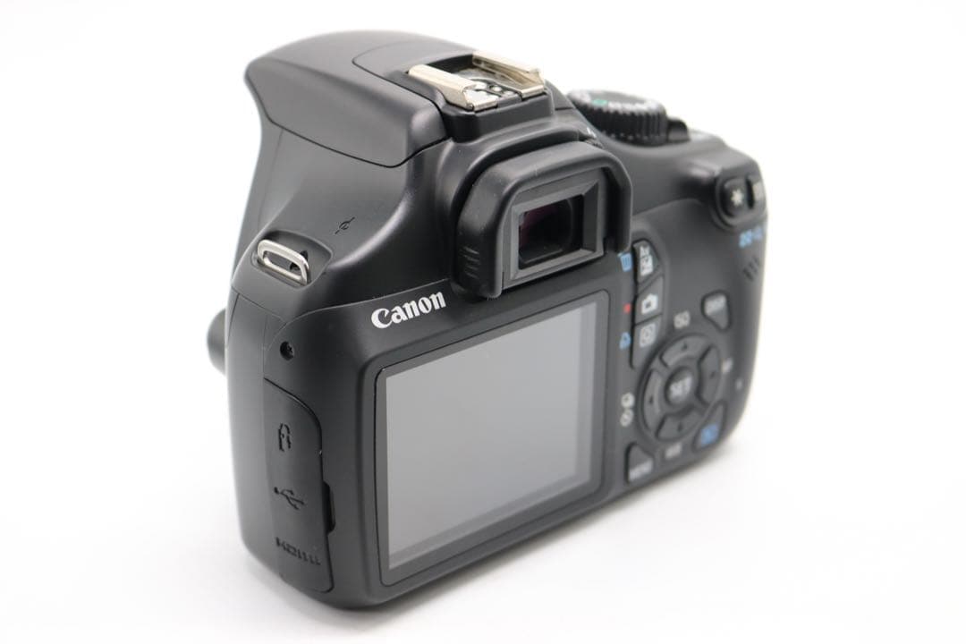 美品 【Canon EOS Kiss X50 ダブルレンズセット】 安心保証あり