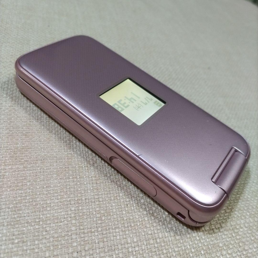 ドコモ　らくらくホンF-01M　ガラケー携帯　中古