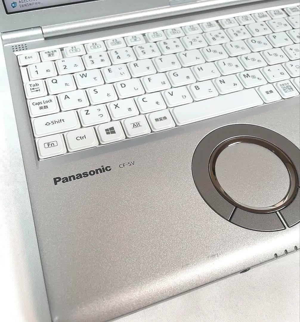 パナソニックレッツノートCF-SV7/SSD256/8 GB/ドライブR146