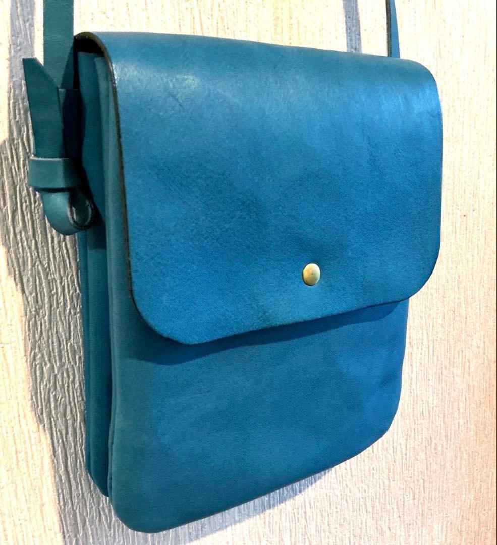 【完売品】HERZ ヘルツ　2部屋サコッシュ　セルリアンブルー