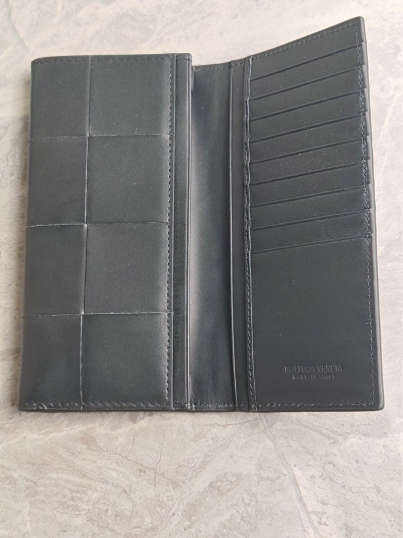 BOTTEGA VENETA ブラック 長財布 箱付き