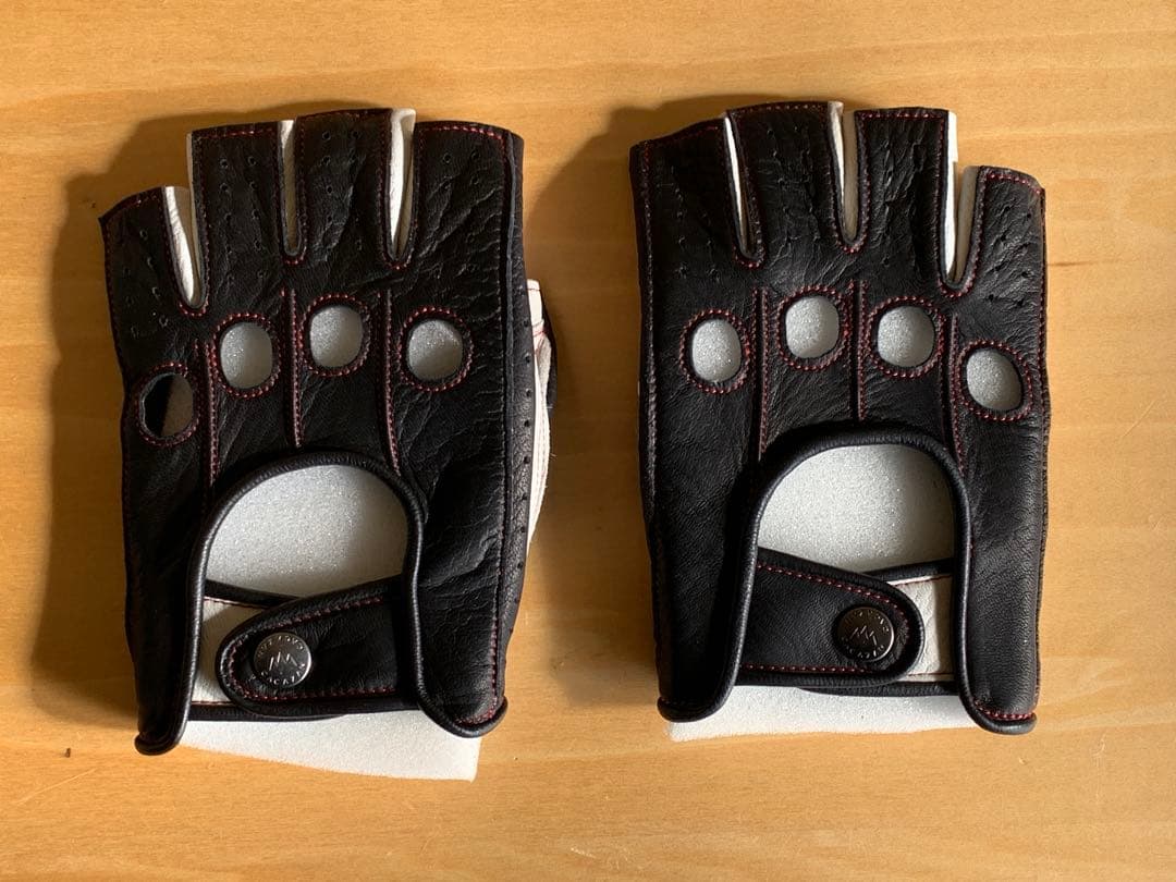 CACAZAN DDR-071R ドライビンググローブ 半指 黒/白