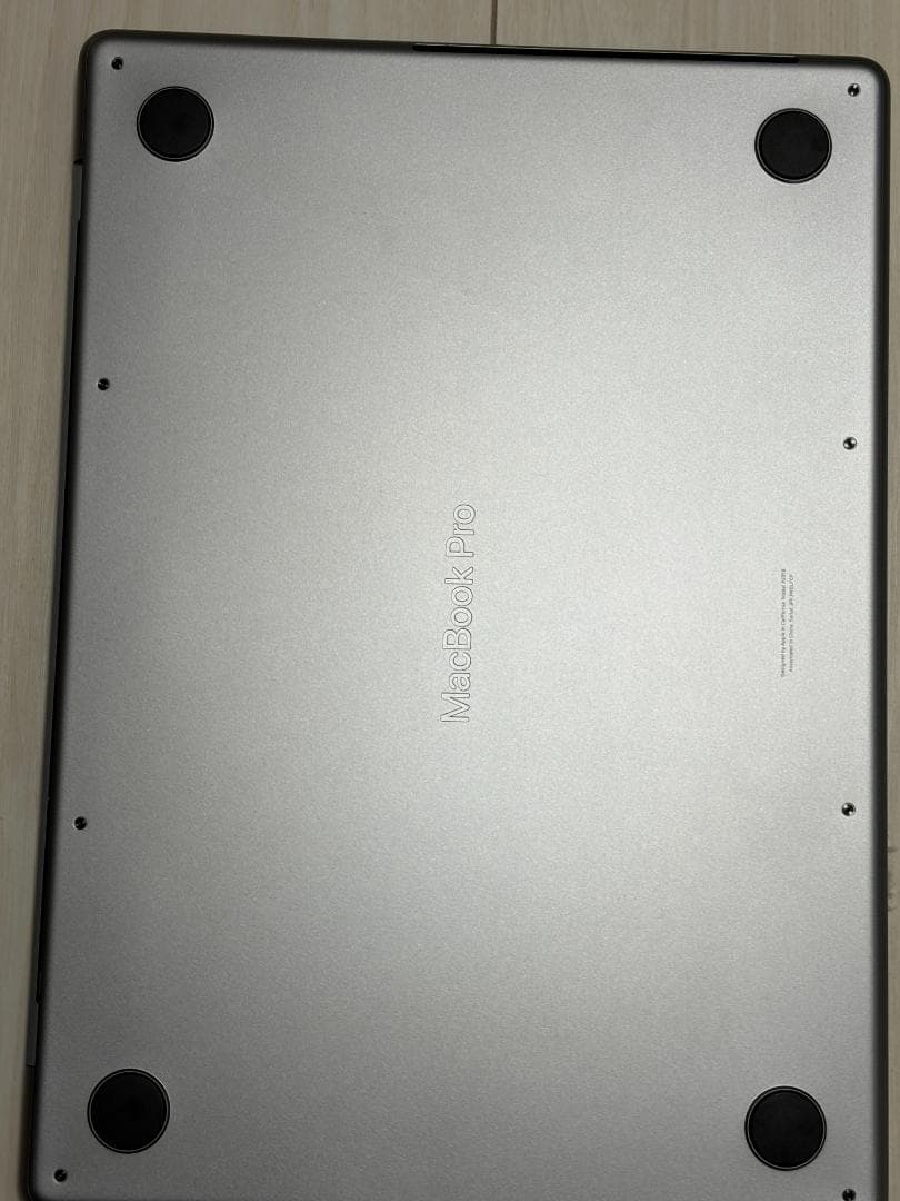 M3 MacBook Pro メモリ16GB　SSD512GB