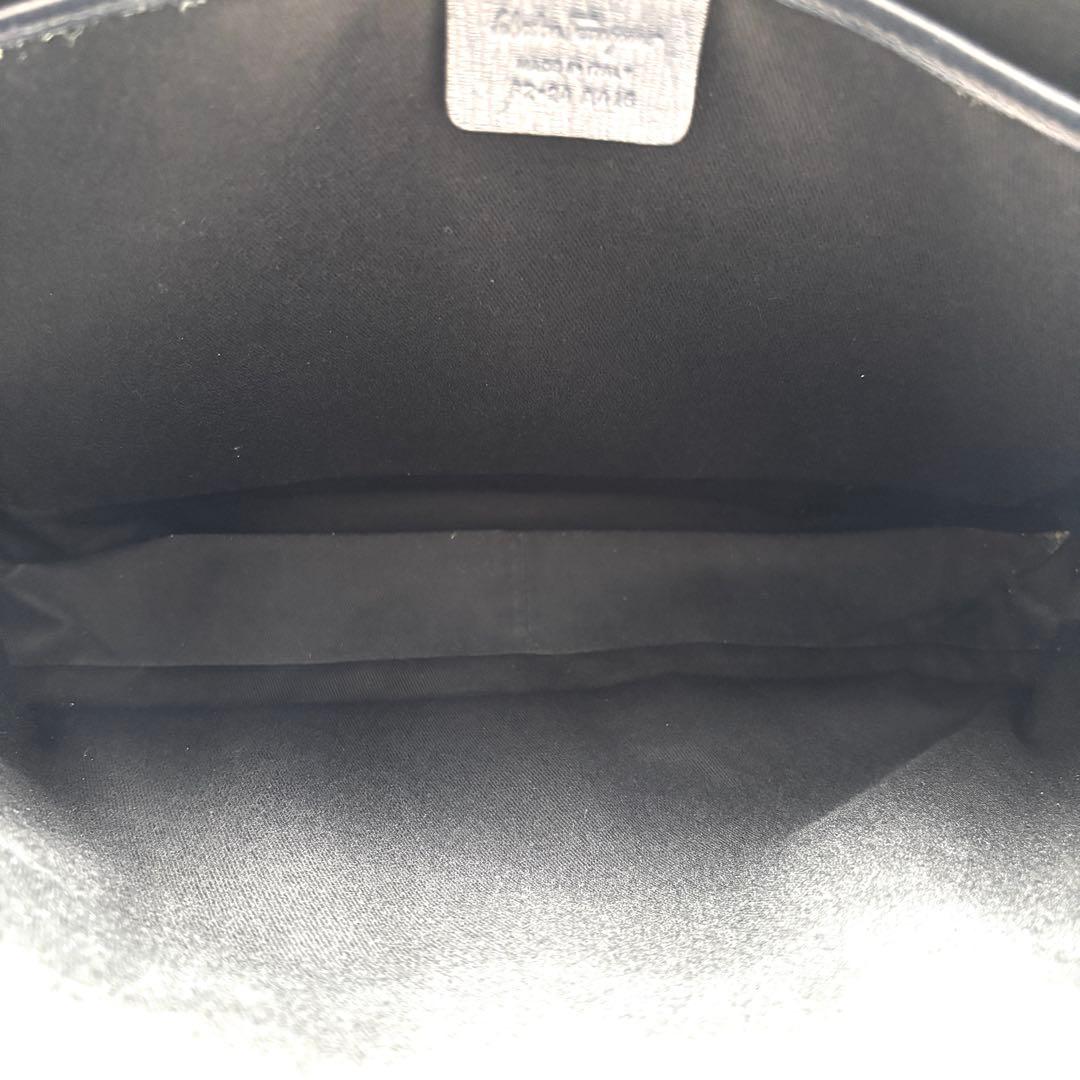 美品 サルヴァトーレフェラガモ 2way ビジネスバッグ 2層 レザー ネイビー