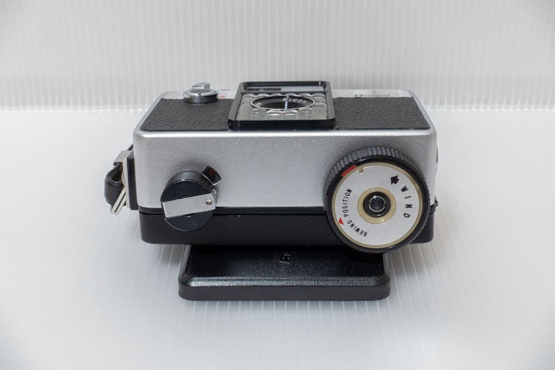 ⑦【美品・整備済品】RICOH AUTO HALF SE 「ライカ風貼り革」