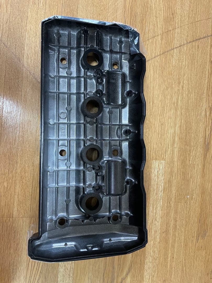 zrx1200ダエグ シリンダヘッドカバー[新品]