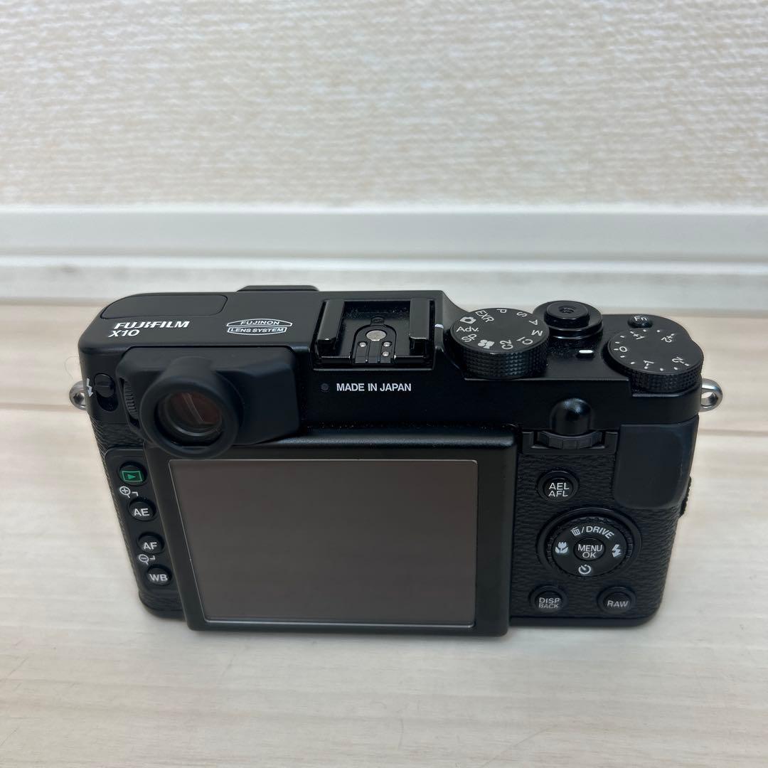 FUJIFILM X10 ブラック