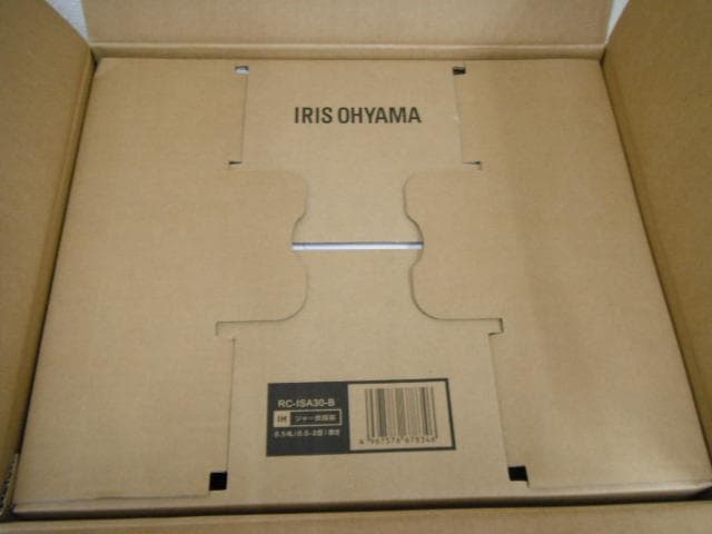 未使用品 アイリスオーヤマ IHジャー炊飯器 RC-ISA30-B