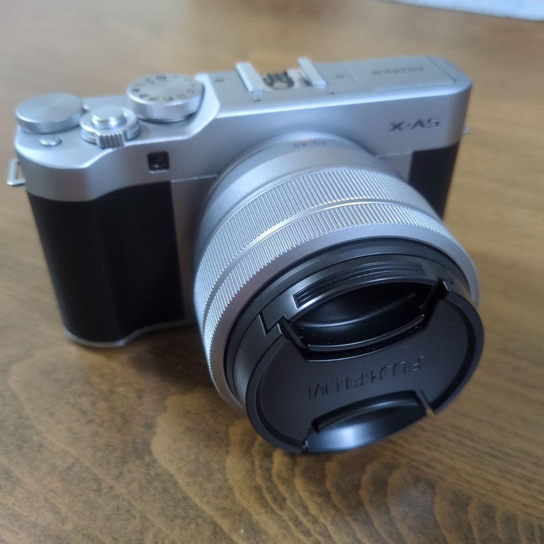 FUJIFILM X-A5 ミラーレス一眼 レンズキット おまけつき
