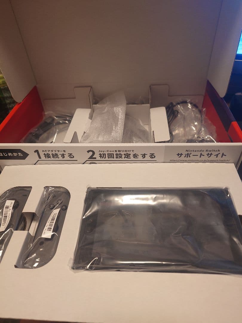 NINTENDO switch　グレー