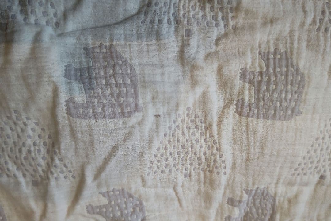 ファルスカ　ベビーベッド　持ち運べる