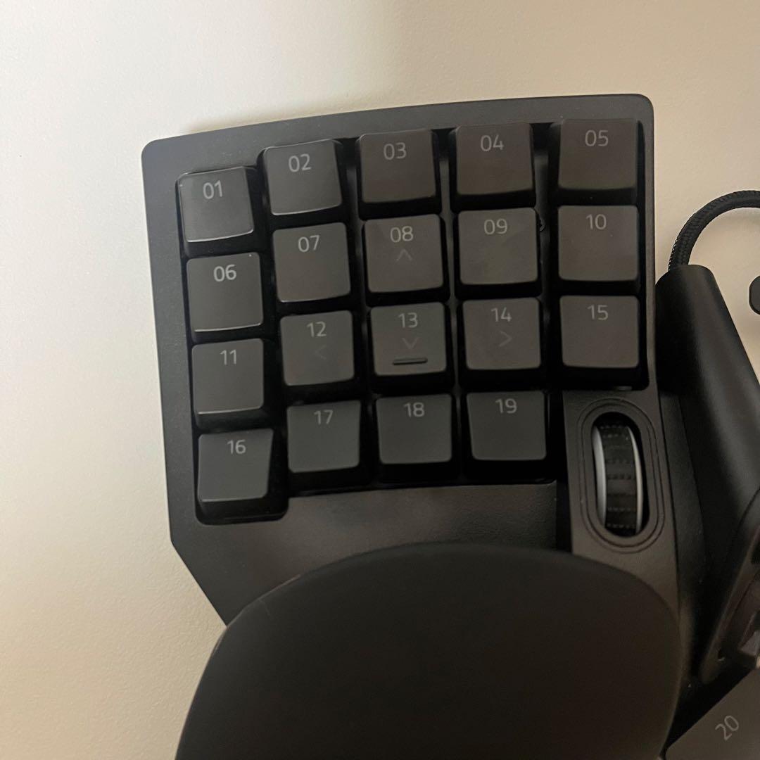 Razer TARTARUS PRO 左手用ゲーミングキーパッド