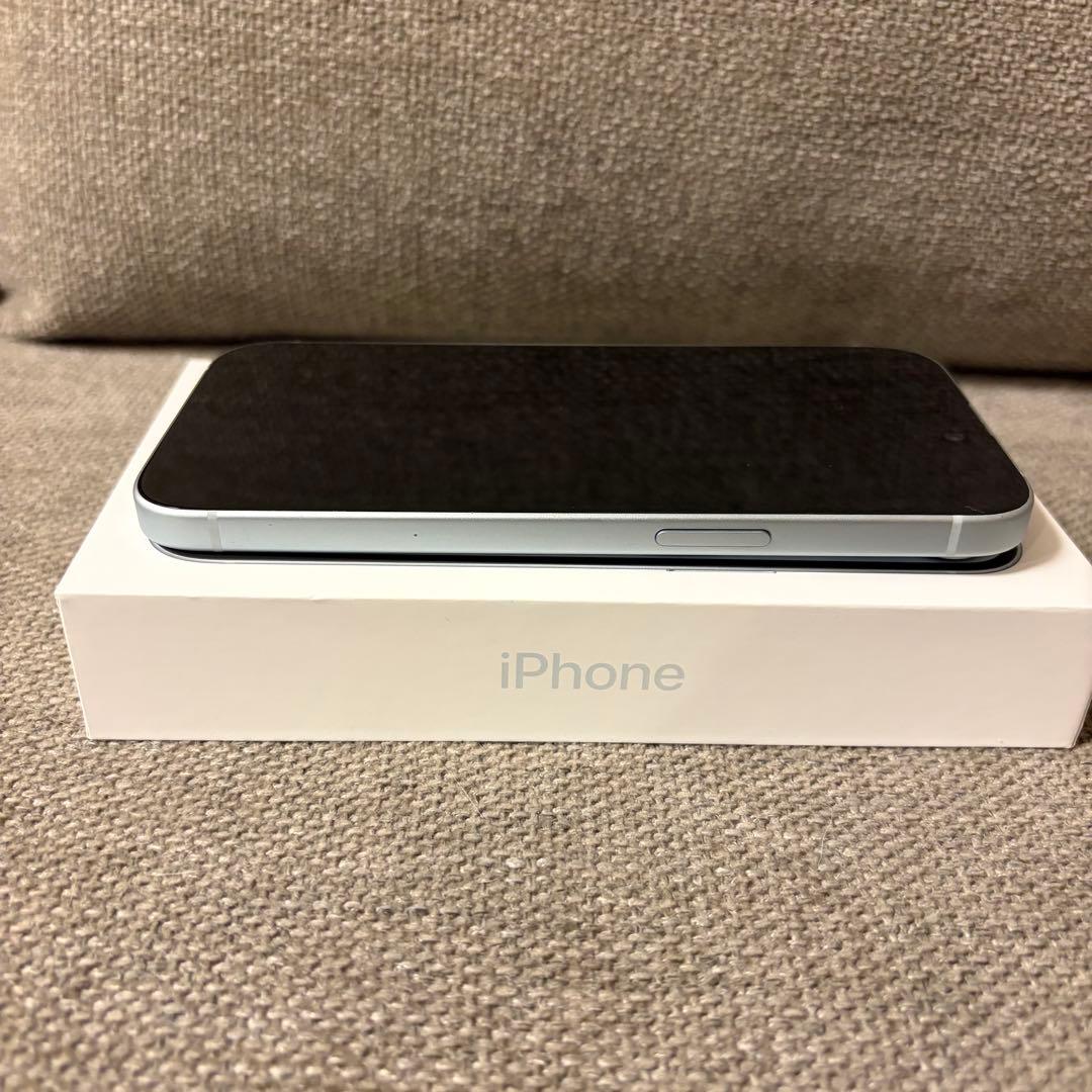 Apple iPhone 15 128GBブルー本体 箱 充電ケーブル付き