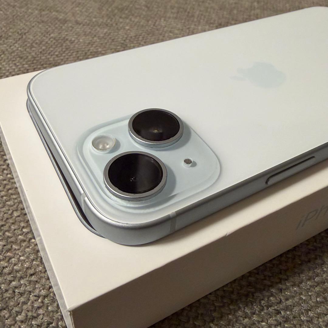 Apple iPhone 15 128GBブルー本体 箱 充電ケーブル付き