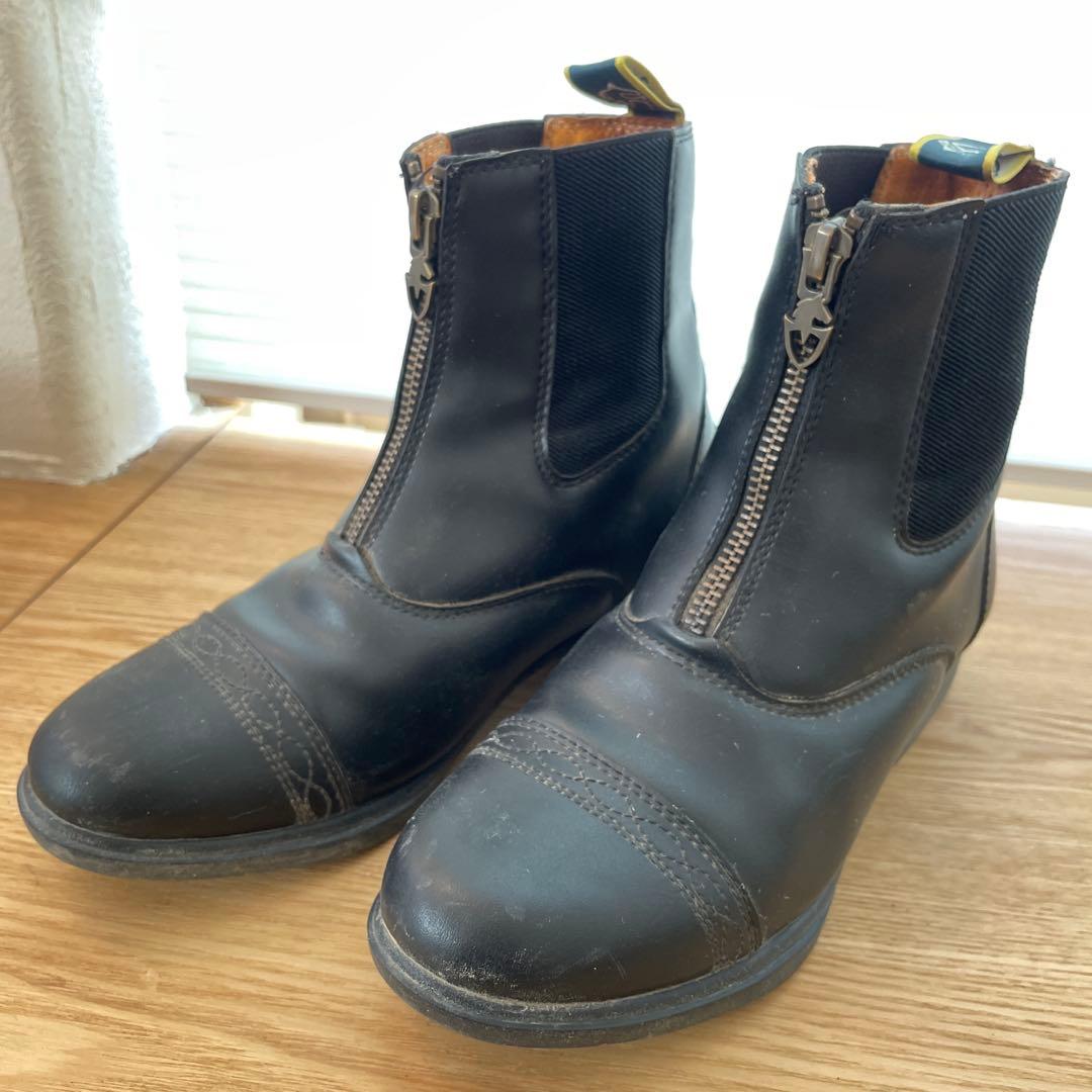 乗馬ブーツ21cmとチャップス