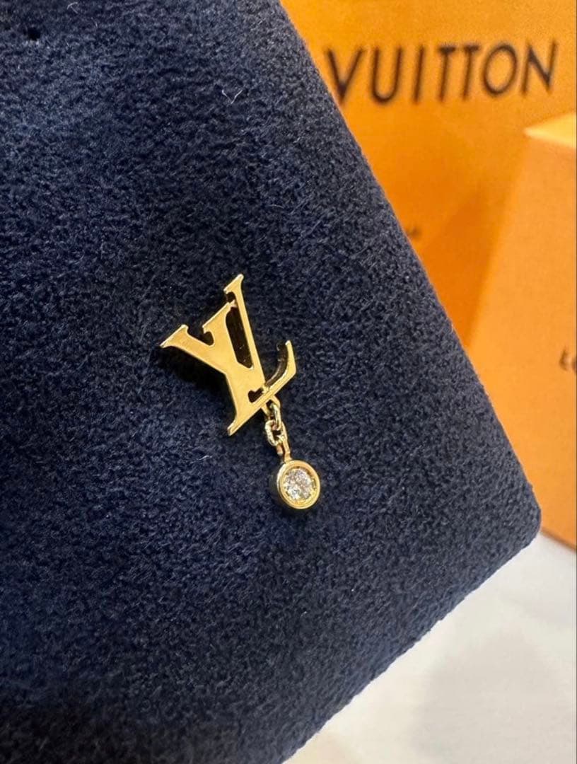LOUIS VUITTON LV ピアス18K