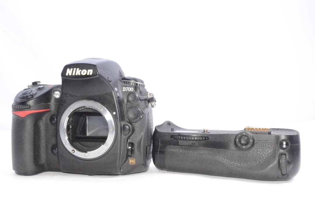 NIKON ニコン D700 FX ボディ デジタル一眼レフカメラ