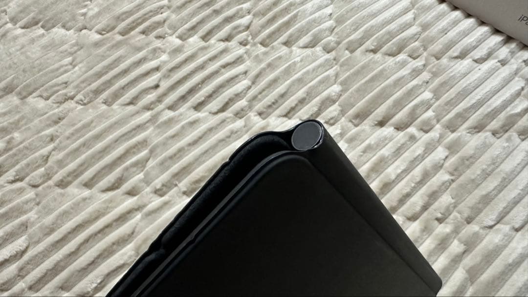 iPad Pro 第2世代　11インチ　MagicKeyboard付　256GB