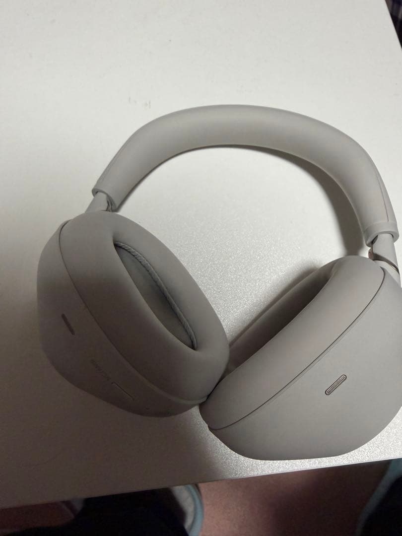 SONY WH-1000XM6ワイヤレス ヘッドホン　プラチナシルバー