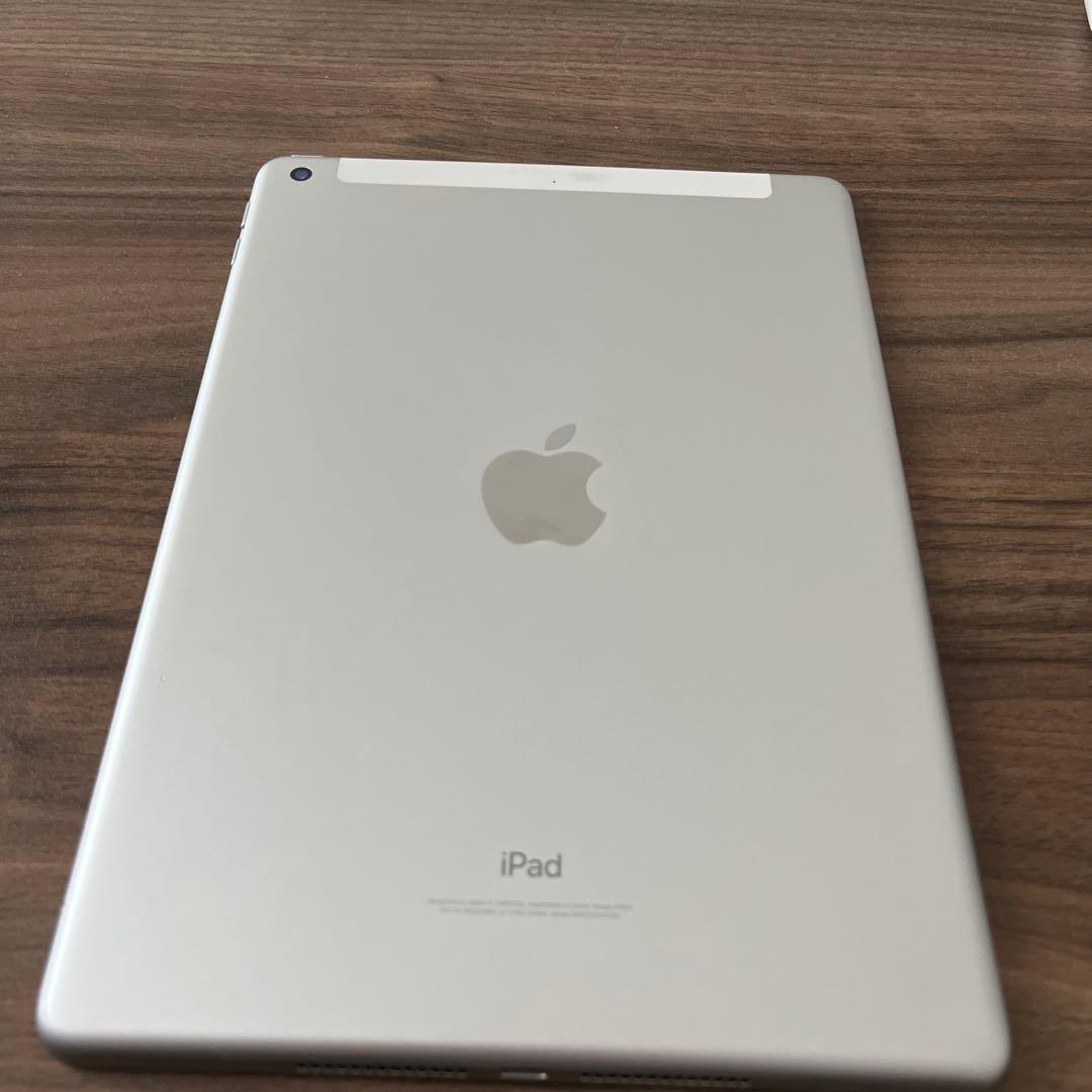 Apple iPad (第6世代) 本体 32GB