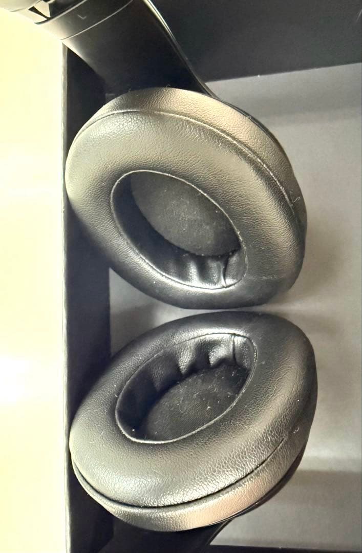 【美品】Beats Studio3 ワイヤレスヘッドフォン