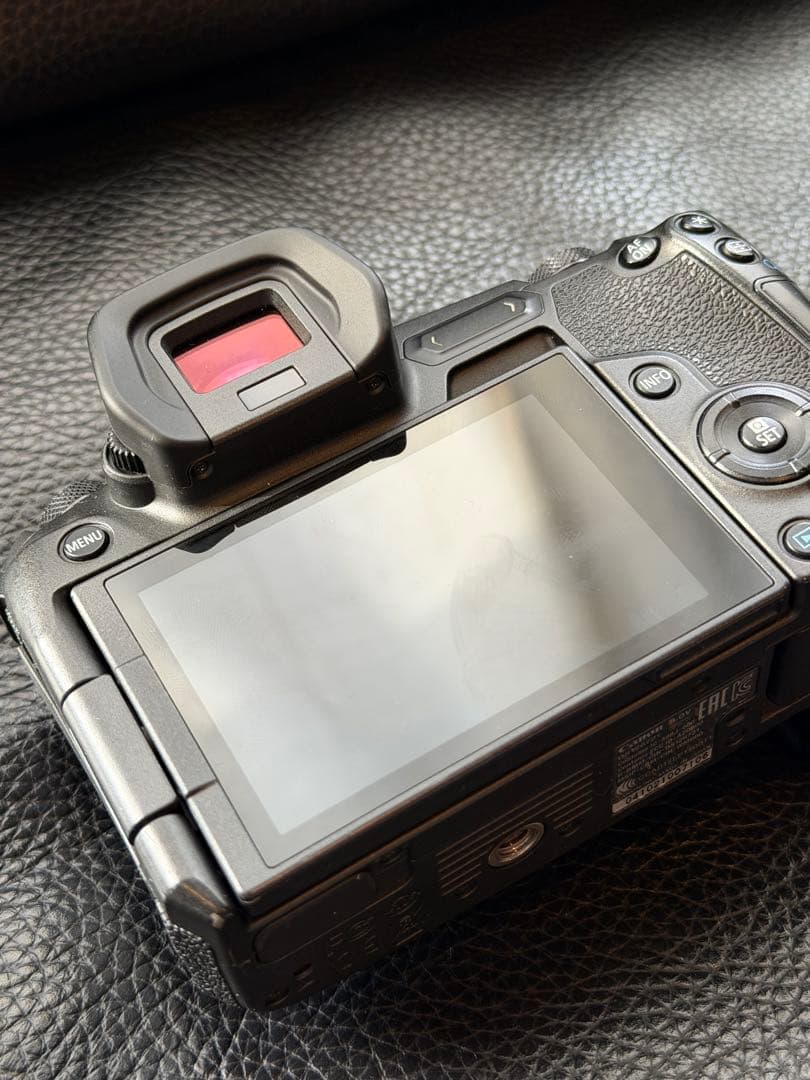 Canon EOS R ミラーレス一眼 本体