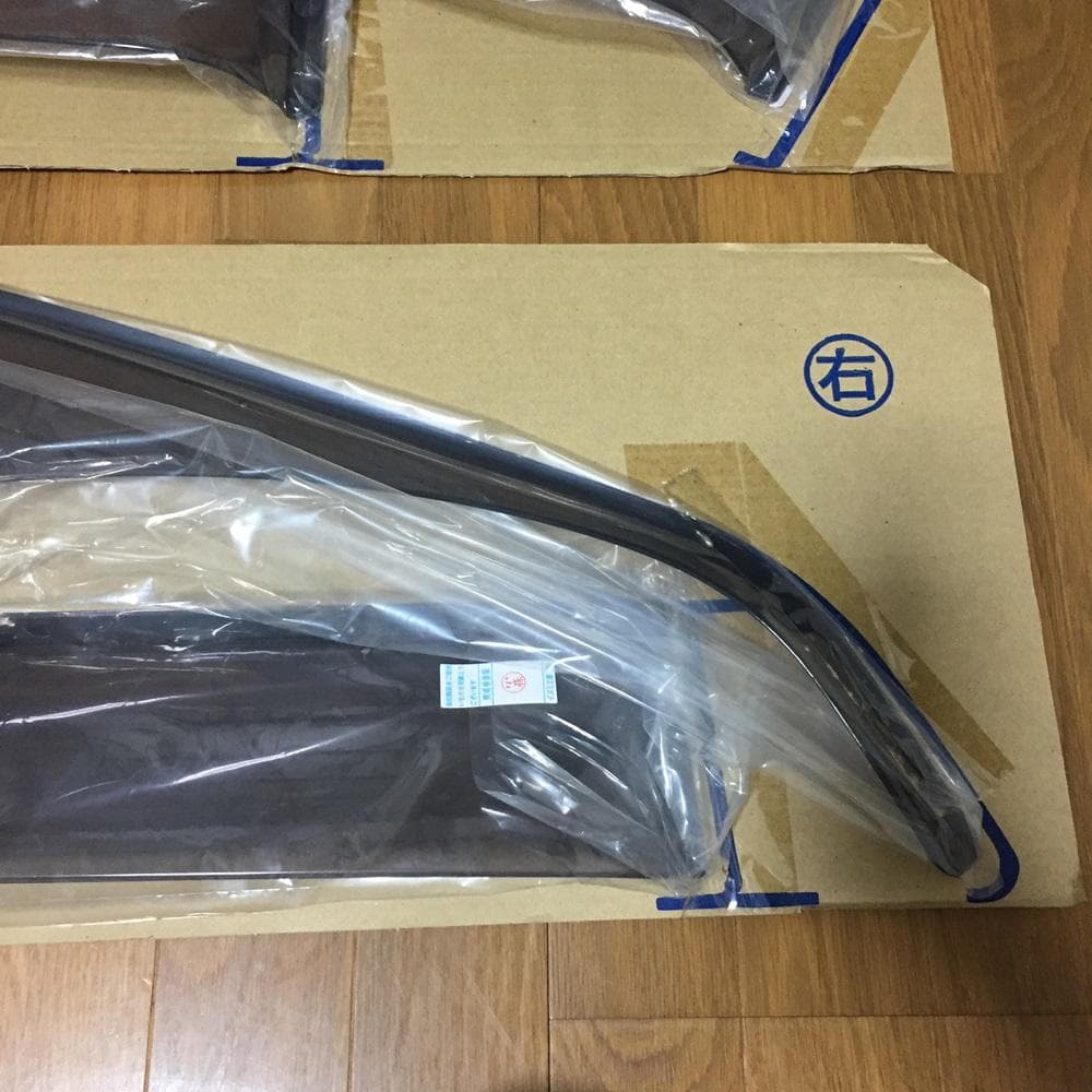 Ｙ【保管品】ダイハツ純正 ムーヴキャンバス ワイドバイザー L900系 １台分