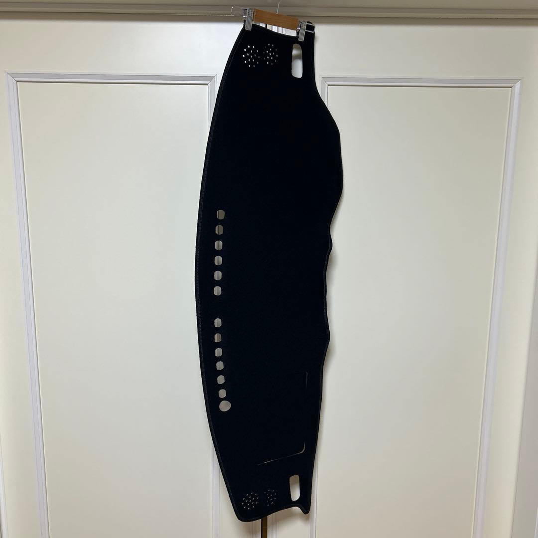 SUNLAND RAV4 ダッシュボードマット