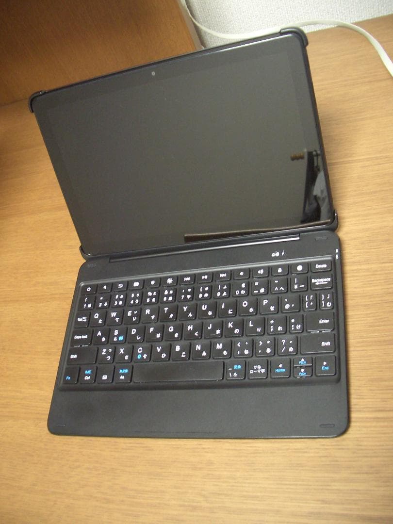 Amazon Fire HD 10(13世代)＋純正キーボードケース(11世代)