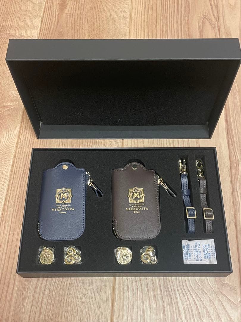 ディズニーシー　ミラコスタホテル　スウィートルーム 宿泊者特典　本革キーケース