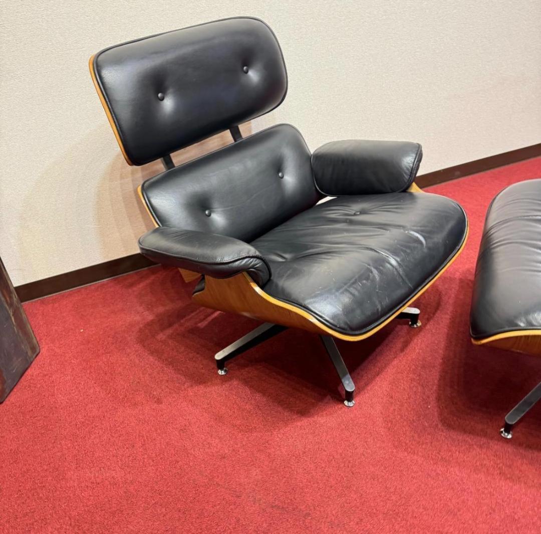 東京23区送料無料　美品ラウンジチェアー＆オットマン　ハーマンミラーシール無し