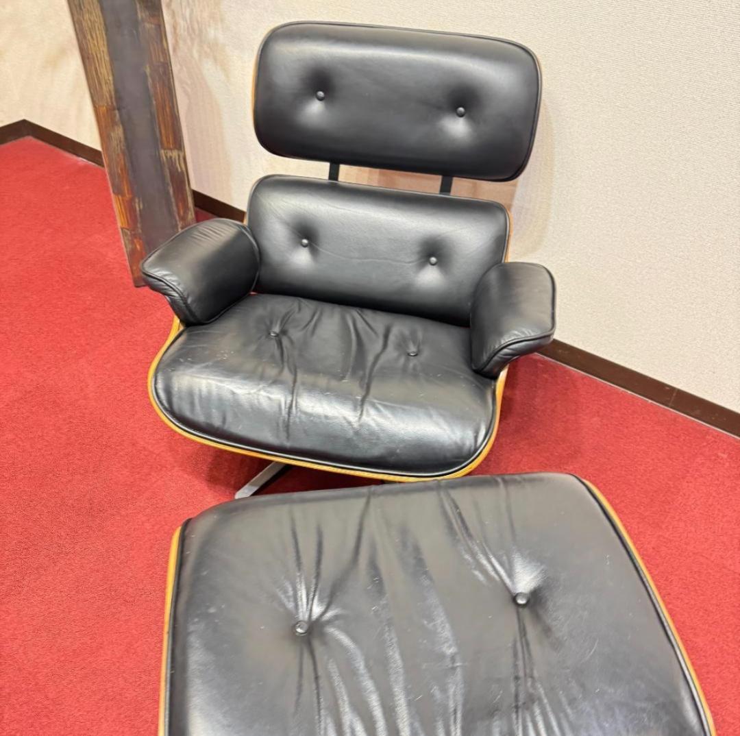 東京23区送料無料　美品ラウンジチェアー＆オットマン　ハーマンミラーシール無し