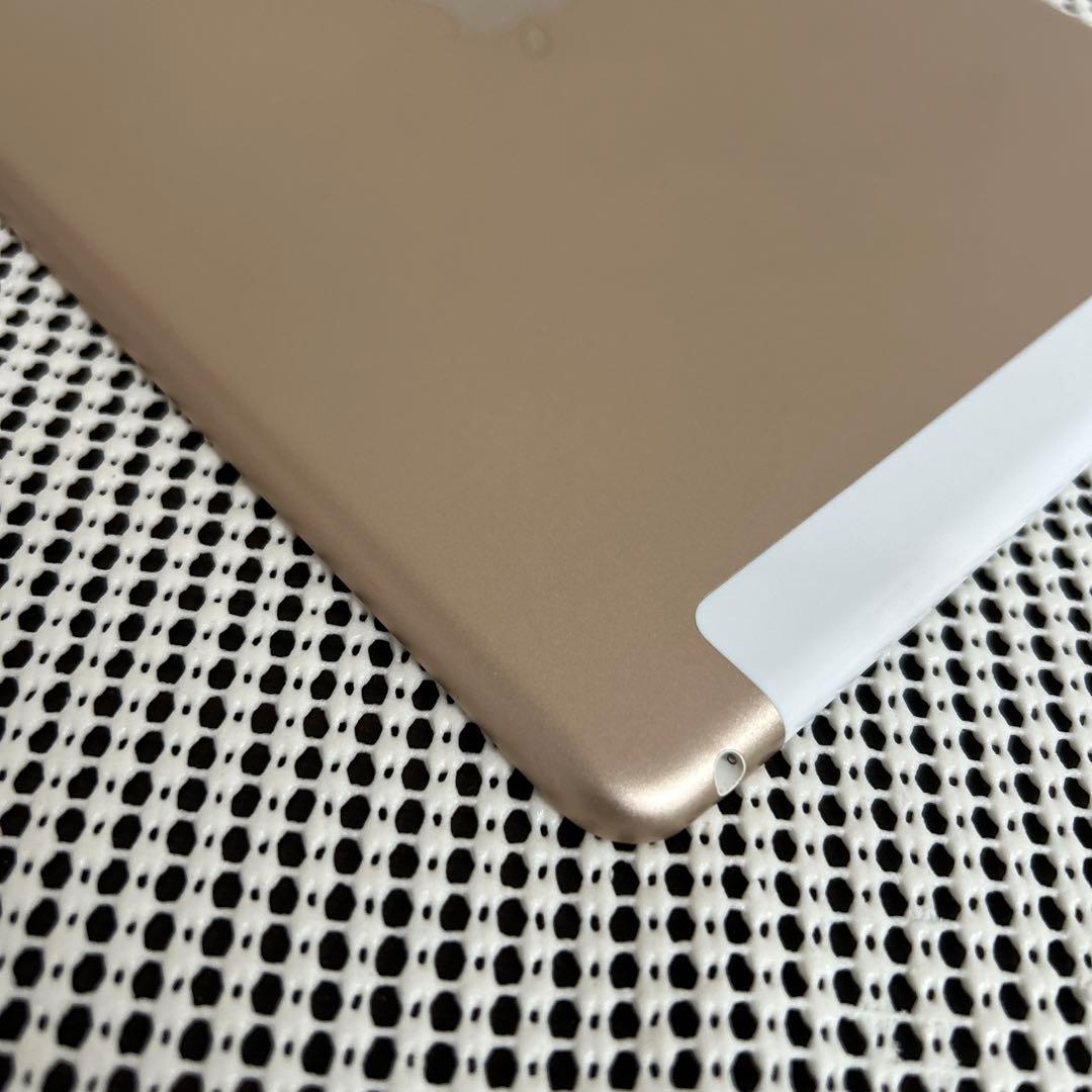 134【早い者勝ち】iPad Air2 第2世代 32GB au☆