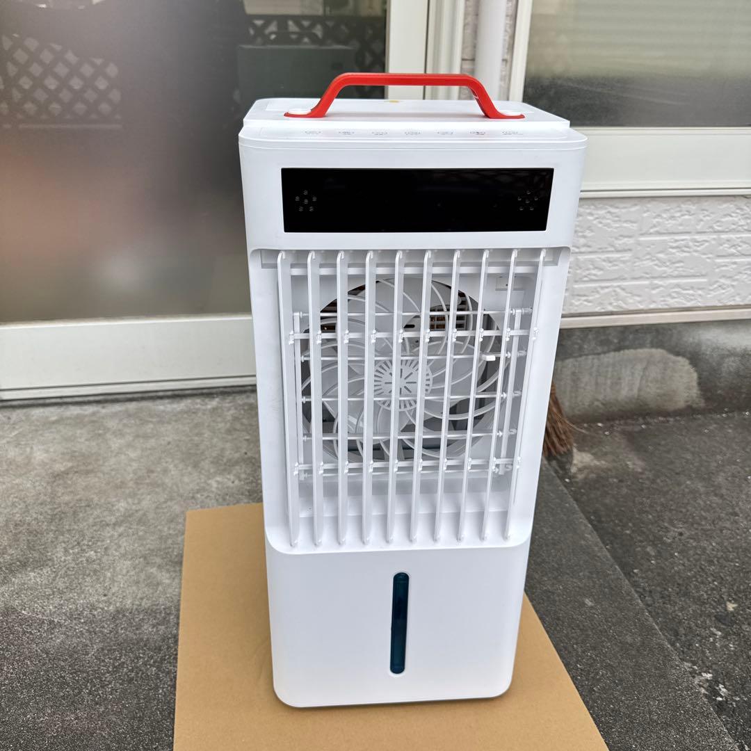 冷風機 縦型デザイン 赤色持ち手付き
