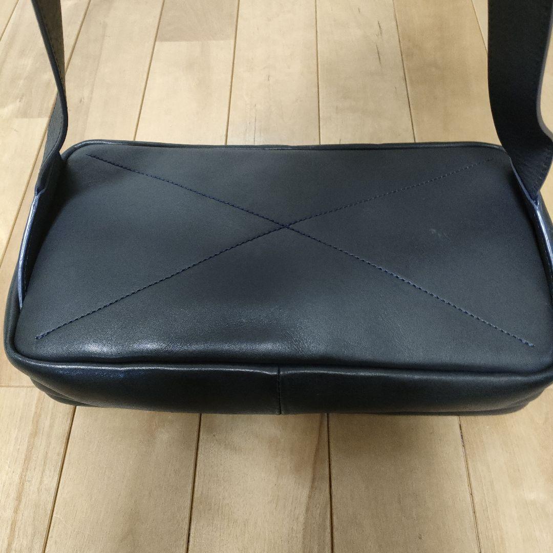 Y*A様 土屋鞄　ビークル トリジップボディバッグ