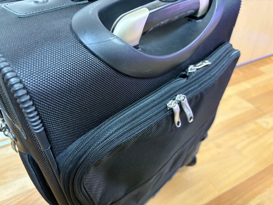 Travelpro FlightCrew4 18インチRollaboard®