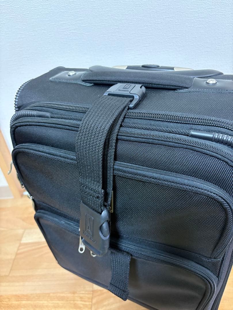 Travelpro FlightCrew4 18インチRollaboard®