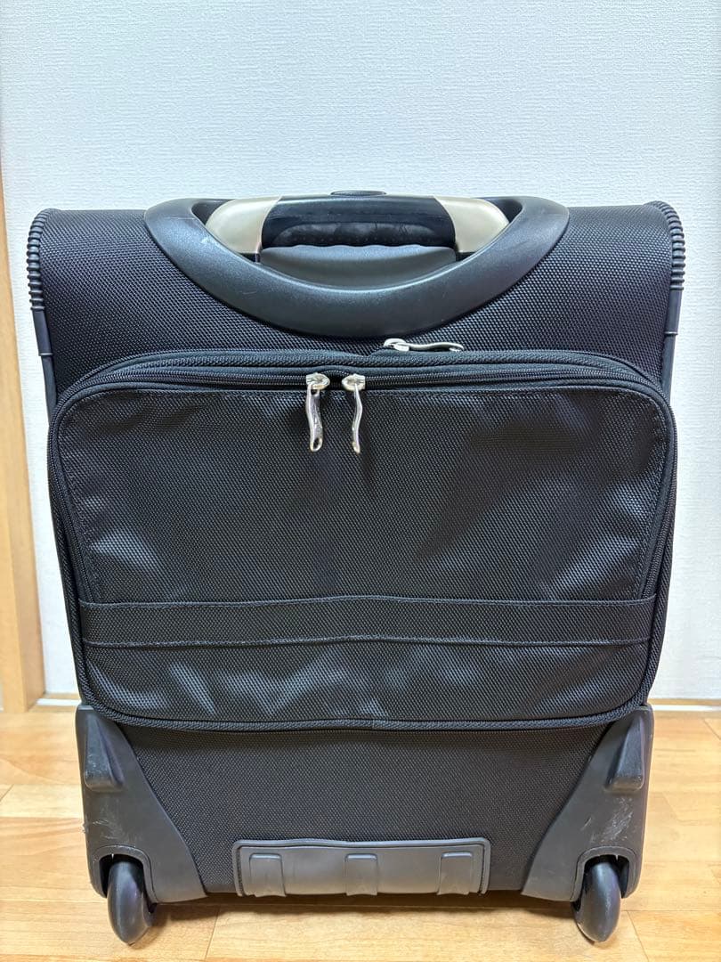 Travelpro FlightCrew4 18インチRollaboard®