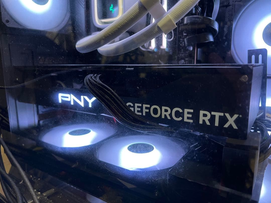 PNY GeForce RTX 4090 24GB 正常動作品