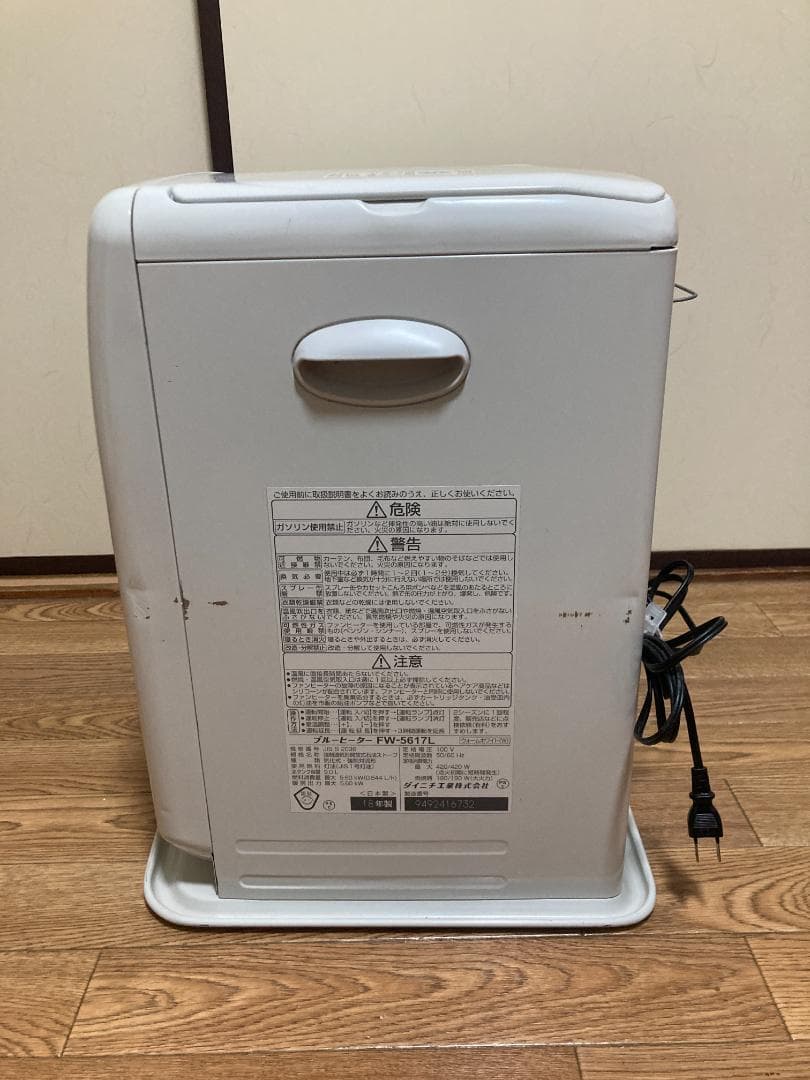 ★美品★9.0L■ダイニチ石油 ファン ヒーターFW-5617L■2018年製
