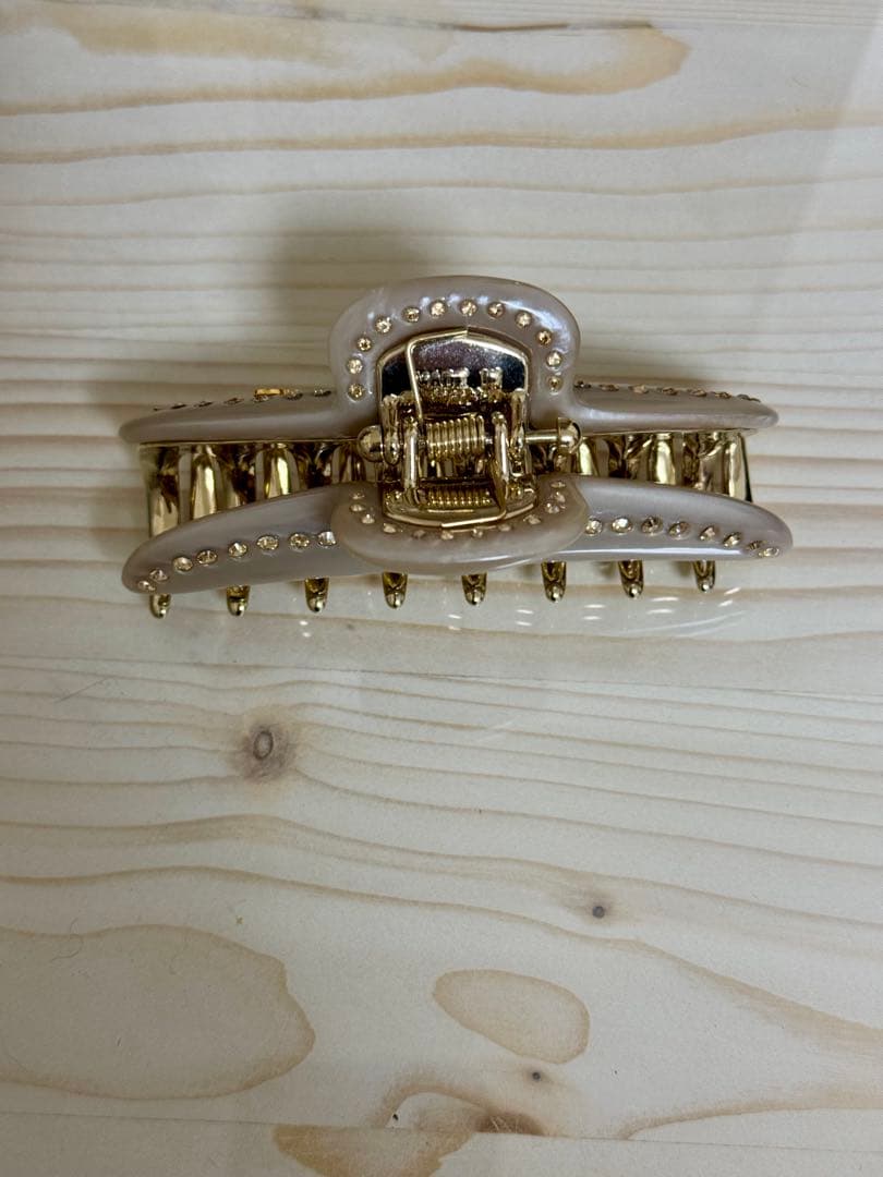 ACCA ティアラクイーン　クリップ　Lサイズ