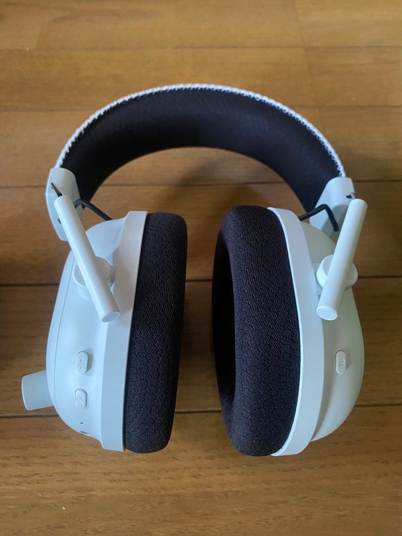 Razer BLACKSHARK V2 PRO ホワイト