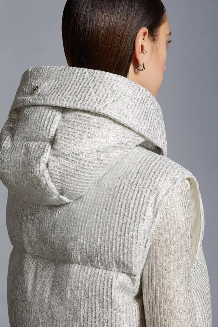 新品未使用タグ付★MONCLER★2024★Mergule★ファー★ダウンベスト