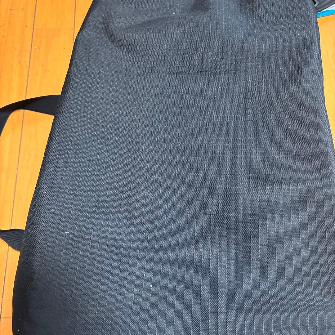 patagonia ボストンバッグ ブラック 45ℓ